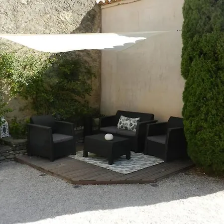 Le Maset des Aires: Luberon Views with Summer Jacuzzi Maubec  Exterior photo